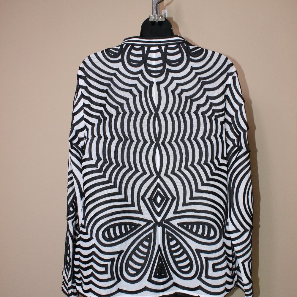 T&W Designs Sheer Abstract Jacket - Picture 3 of 5